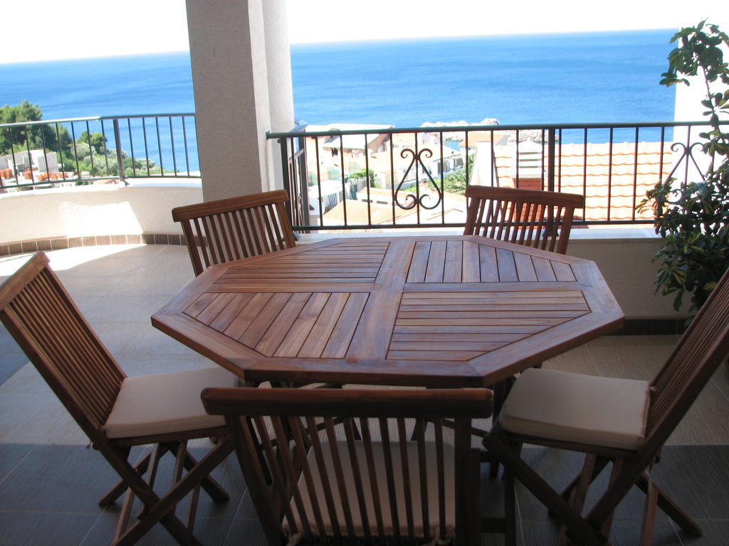 Apartments Leut Sveti Stefan Habitación foto