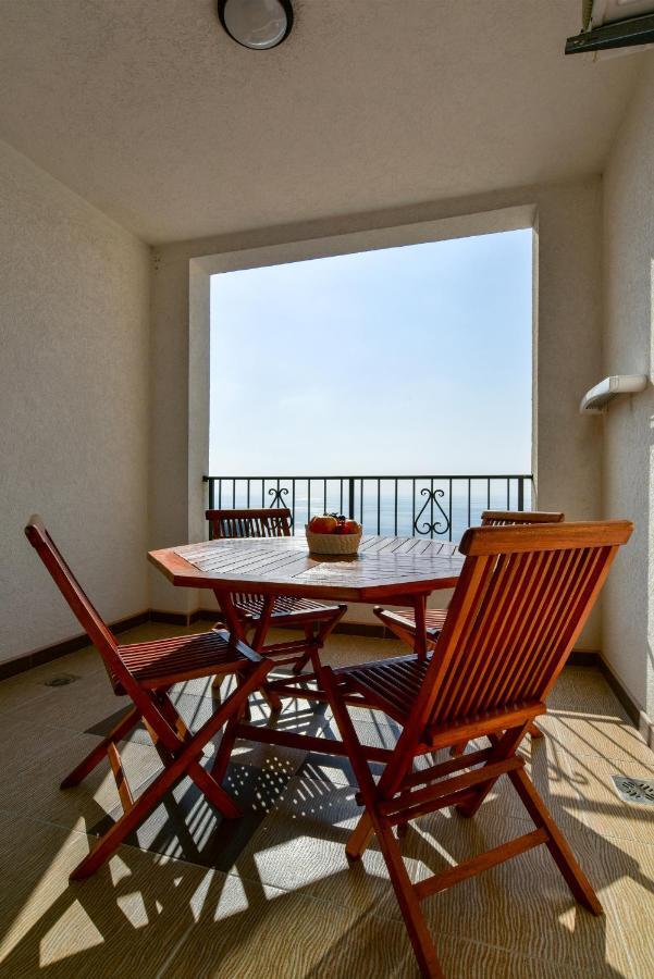Apartments Leut Sveti Stefan Exterior foto